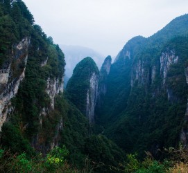 南充伴游中国带你去湘西(湘西跟团旅游)