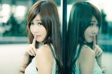 南充上海绝色美眉兼职伴游(上海雇用高端伴游一天20万)