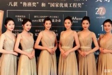 南充模特能够兼职吗(模特能够兼职吗百度)