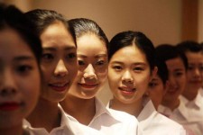 南充私人伴游招聘 度假区万元月薪招“泳装伴游”