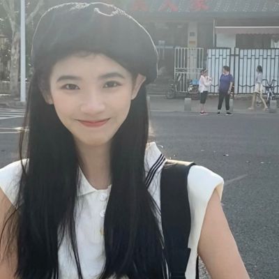 南充商务伴游带客户去看海豚表演