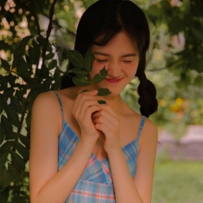 南充伴游女生柳如烟的资料