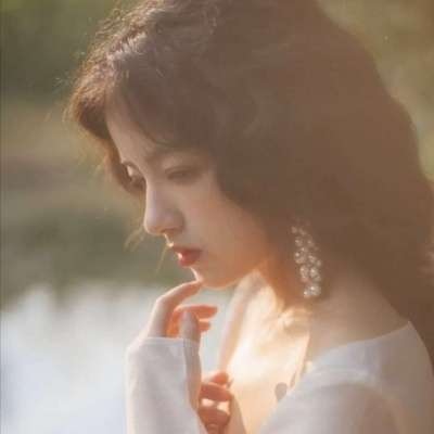 南充伴游女生雷花蕊的资料