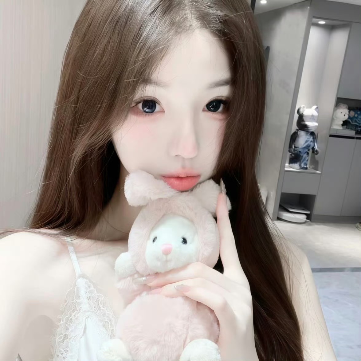 南充伴游女生朱珠的资料