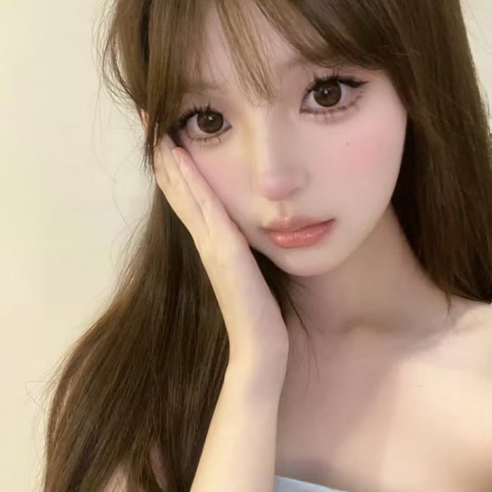 南充伴游女生星晚的资料
