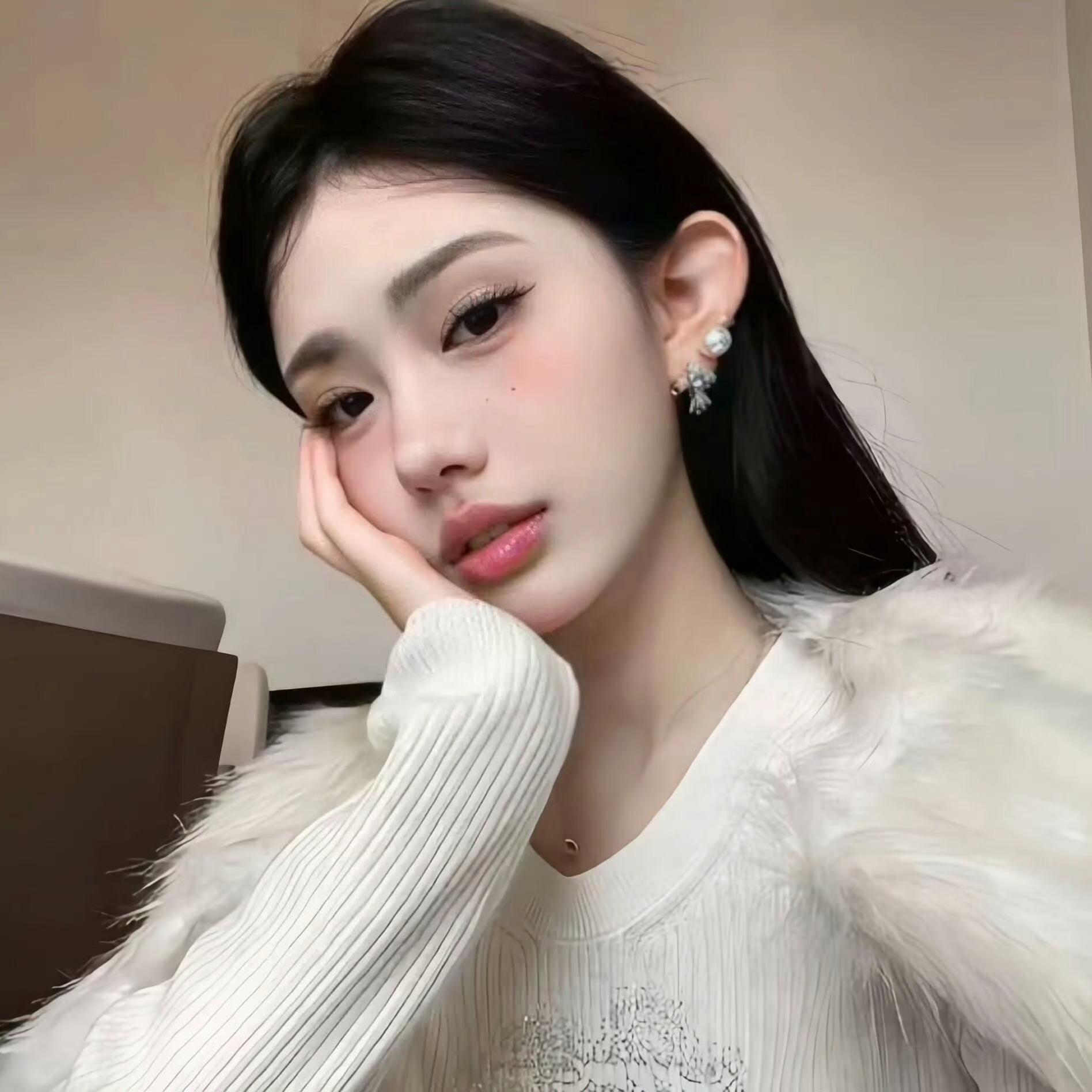 南充伴游女生沈梦蝶的资料