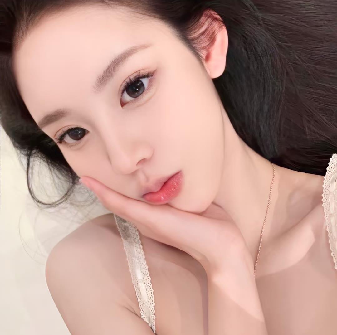 南充伴游女生佛白易的资料
