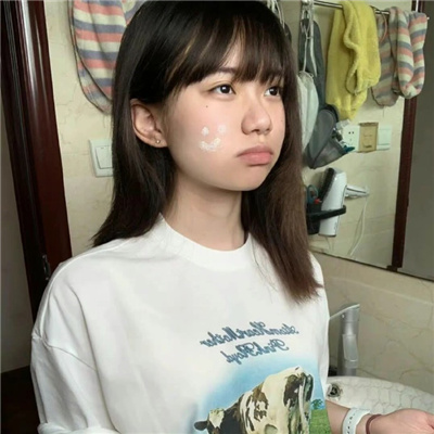 南充伴游女生邝易云