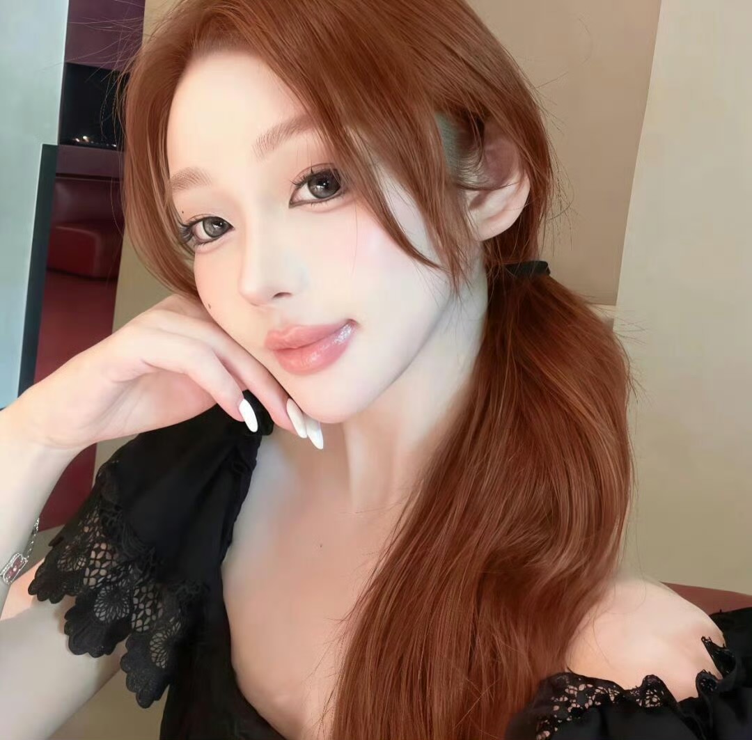 南充伴游女生 | Victoria LiLI的资料